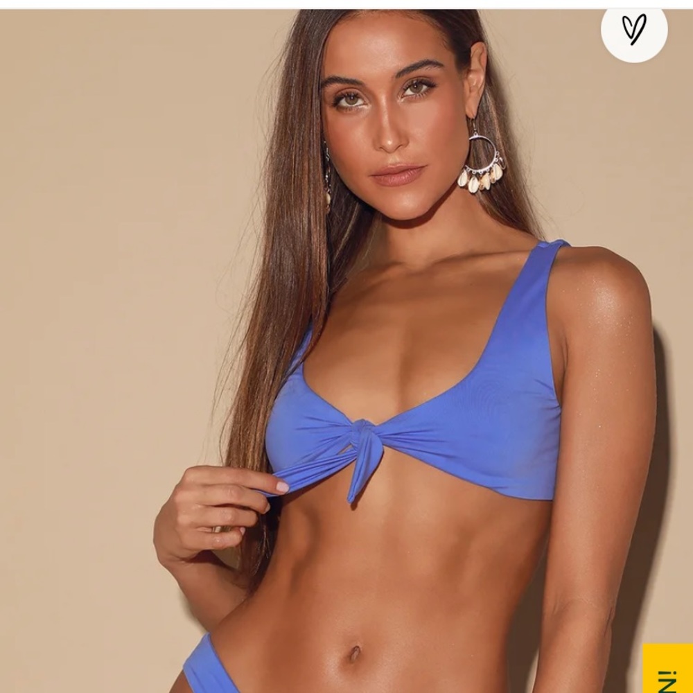 NWT Lulus Sandy Dandy Bikini Top (L)
